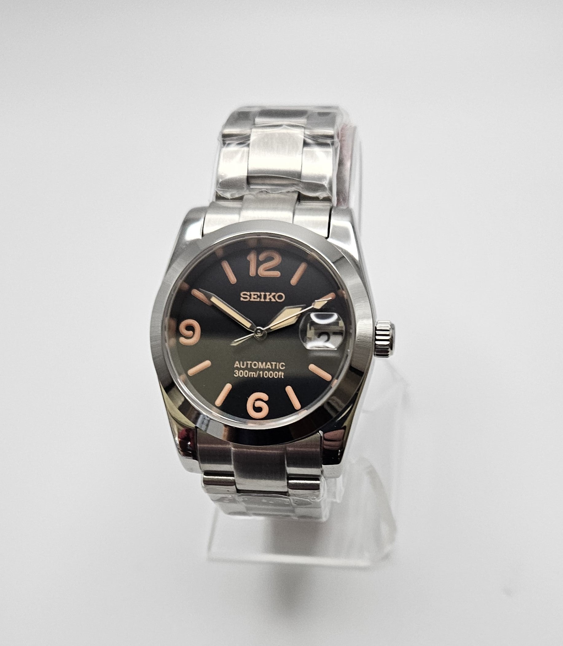 Vintage Antique Mod New Arrivals