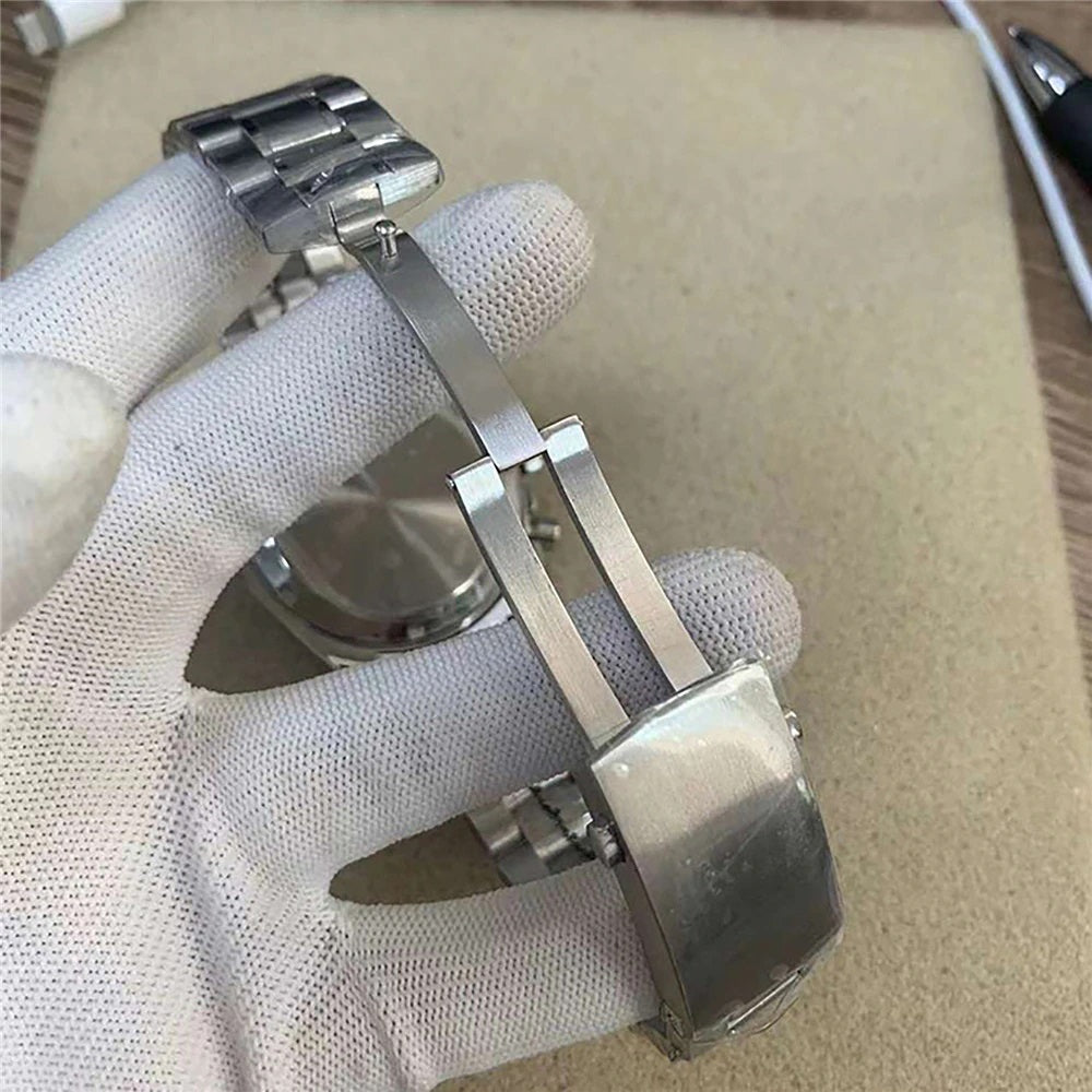 Black & White Speedmaster Daytona