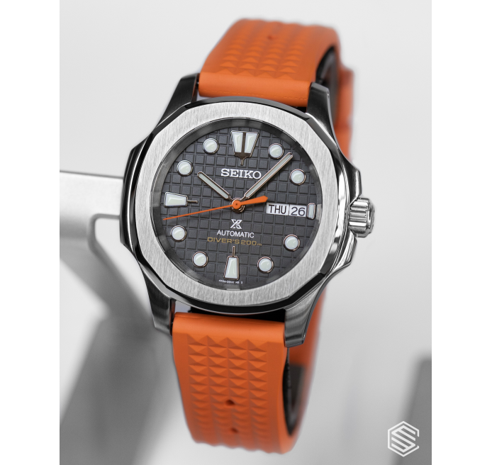 Seikonaut Orange & Waffle